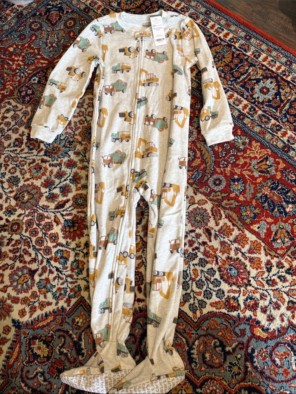 Carters fleece truck onesie 5T NWT
